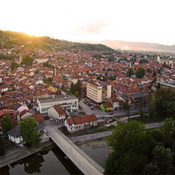 Sadžida Dedić: UZ JUTARNJU KAFU / NEOBJAVLJENI STIHOVI IDRIZA DŽAJIĆA