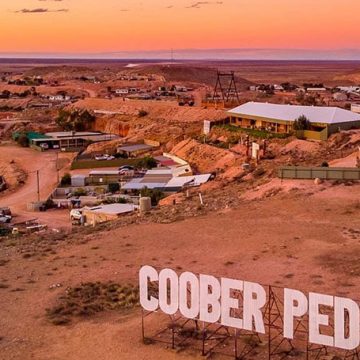 COOBER PEDY: Grad u kojem su temperature toliko visoke da ljudi žive ispod zemlje