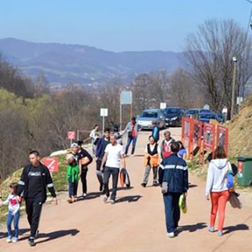 Brojni posjetioci parka „Ravne 2“ protekli vikend uživali u proljetnom suncu