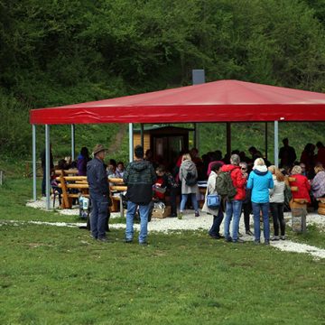 Velika grupa gostiju iz Slovenije proteklih dana obišla Bosansku dolinu piramida