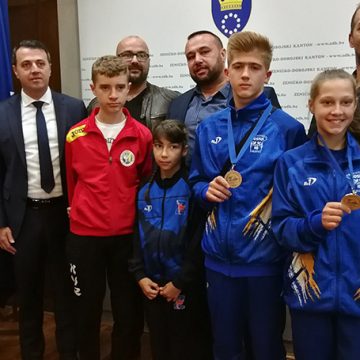 Vlada ZDK novčano nagradila mlade osvajače medalja u tekvandou