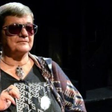 Sadžida Dedić: STIHOVI LJUBICE OSTOJIĆ UZ JUTARNJU KAFU