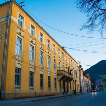 Javni oglas za popunu radnog mjesta namještenika u Gradskoj upravi Visoko