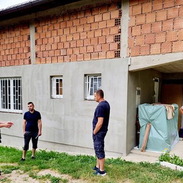 JOŠ JEDNA IZUZETNA AKCIJA HUMANITARACA SA BUKA: Pomoć za samohranog oca Jasmina Lisaka iz Visokog