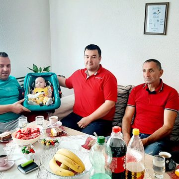 NEUMORNI | Humanitarci sa Buka uspješno realizovali akciju pomoći maloj bebi Davudu