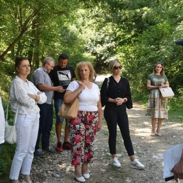 U naselju Vidovići bit će izgrađeno 2 km novog asfaltnog puta