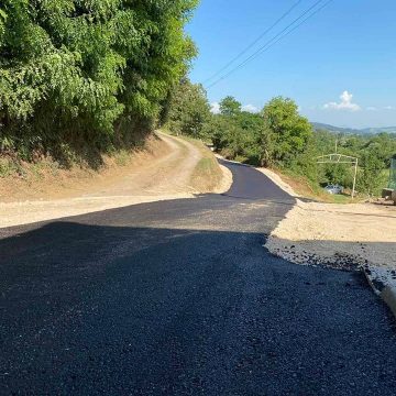 I u naselju Dobrinje asfaltirana dionica puta