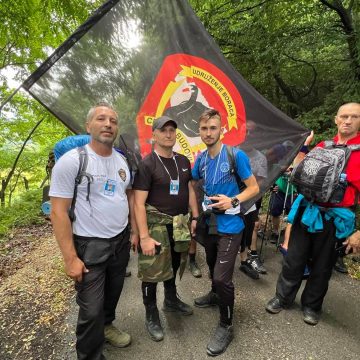 Visočani na Maršu mira:”Sinoć smo jako pokisli, ali smo u dobrom zdravstvenom stanju i nastavljamo dalje”