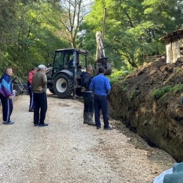 Gradonačelnik Ganić obišao radove u Grđevcu i Poklečićima