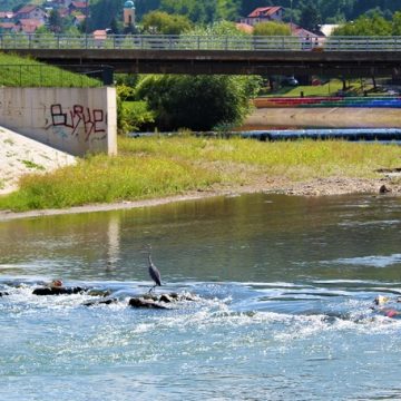 Danas sunčano i toplo, poslije podne mogući pljuskovi