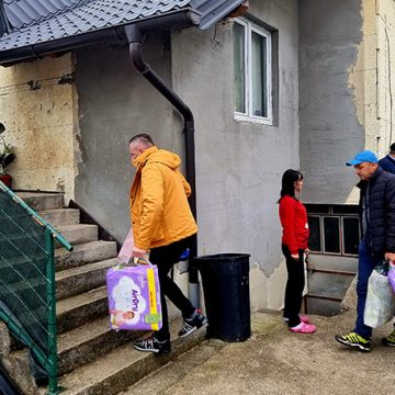 Humanitarci sa Buka ovaj put u posjeti jetimima u mjestu Bojnik kod Sarajeva