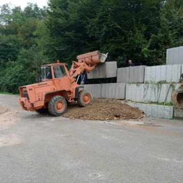 OJAČANA zaštita za nasip kod tunela Ravne