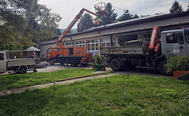 U TOKU JE ZAMJENA KROVA NA STAROM OBDANIŠTU