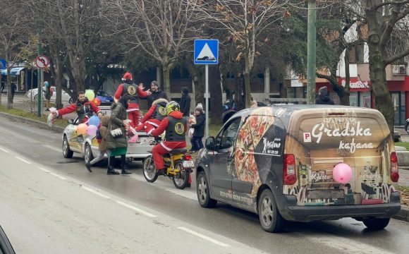 (VIDEO) MK “Karo” ponovo obradovao male stanovnike Visokog